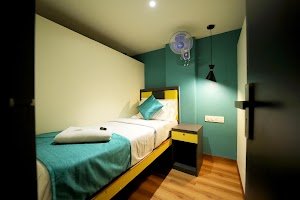 CABIN STAY MAROL -THE HUBZ place picture