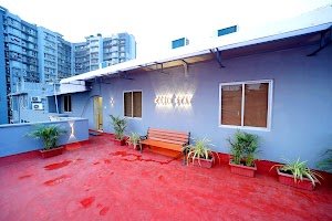 CABIN STAY AIRPORT-THE HUBZ place picture